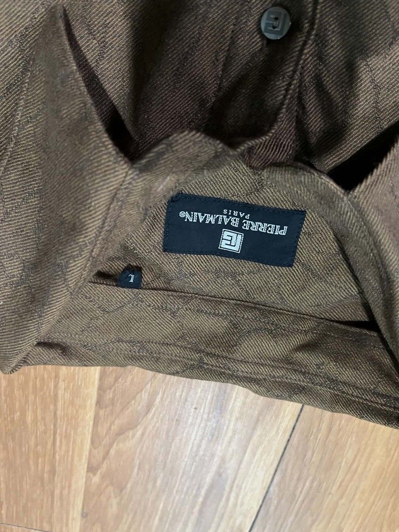 Vintage Pierre Balmain button down shirt (Category: Luxury Apparel) located in Bulacan. Submitted by nifftyythrifty (Listing ID 1466223924, Image 3). Description: vintage Pierre Balmain button down shirt medium to large.