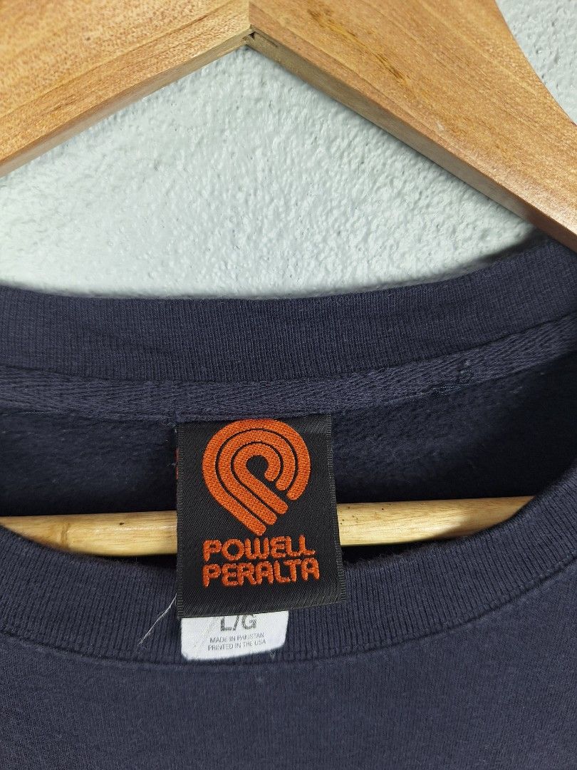 Vintage Powell Peralta Bones Crewneck (Category: Coats, Jackets and Outerwear) located in Sibulan. Submitted by studioxano (Listing ID 1466164069, Image 3). Description: Powell Peralta Bones Crewneck -P5,000 + SF Size L length 29 / Width 23.5 Excellent condi 9.5/10 color rate sign usage no major issue Loc: Dumaguete city.