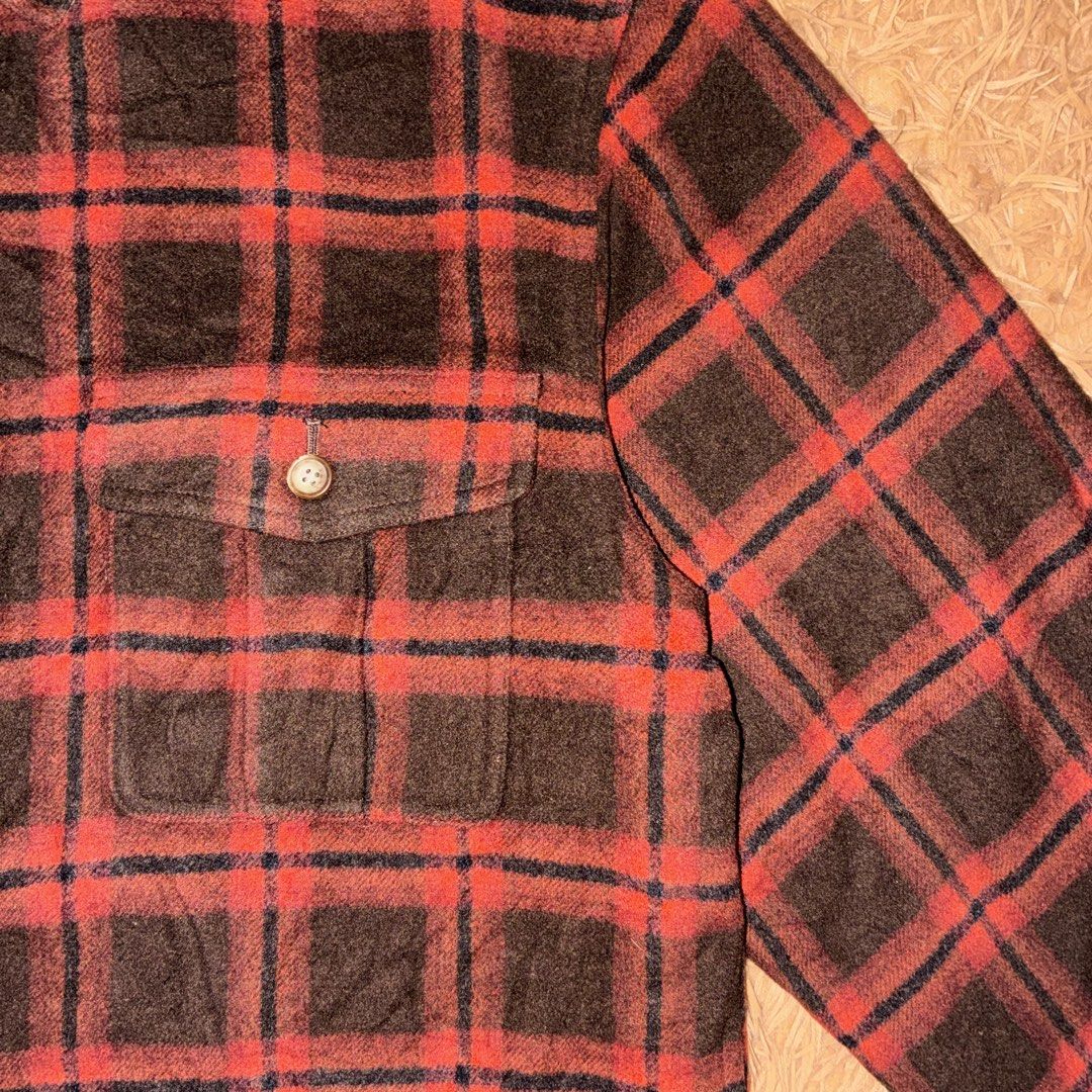 Vintage Random Wool Blend Flannel Jacket (Category: Coats, Jackets and Outerwear) located in Nabua. Submitted by elevadoray (Listing ID 1466293399, Image 3). Description: Vintage Random Wool Blend Flannel Jacket Large (23.5 x 29.5 Inches) Excellent Condition (10/10) P500 Other Detail: -2 Front Button Chest Pocket -With Side Pockets -Quilted Inner Accent Lining.