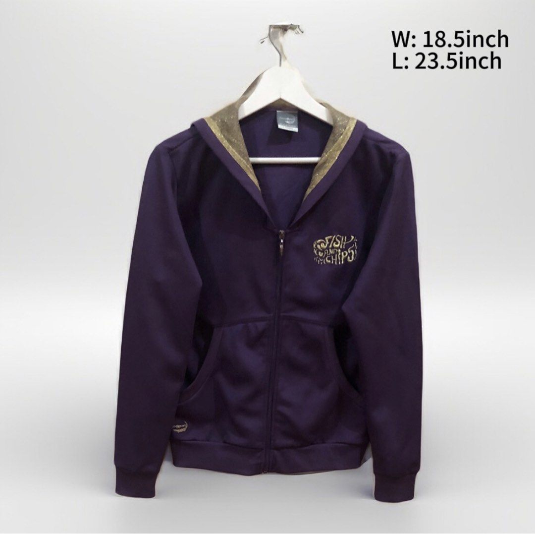 Violet Hoodie (Category: Coats, Jackets and Outerwear) located in Oas. Submitted by alithrifthunter (Listing ID 1466279767, Image 1). Description: .