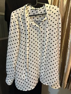 (Category: ) located in . Submitted by frommycloset27_ (Listing ID 1466320593, Image 1). Description: .