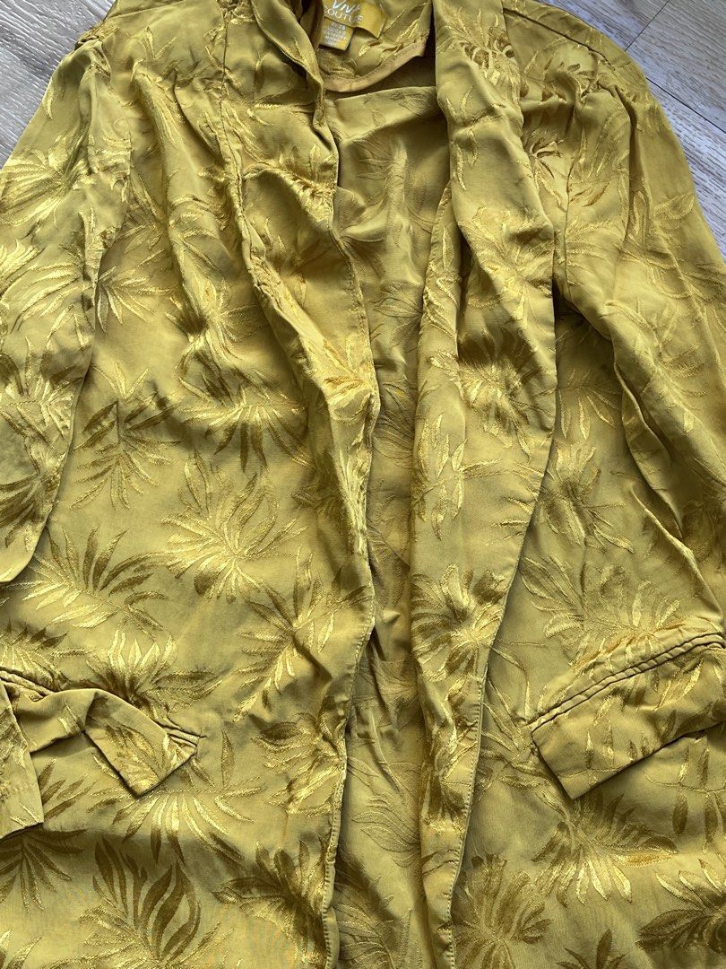 Viva Couture Yellow Gold Blazer (Category: Coats, Jackets and Outerwear) located in Paranaque City. Submitted by PrelovedClosetetc (Listing ID 1466336395, Image 3). Description: Fits S-M Missing belt.