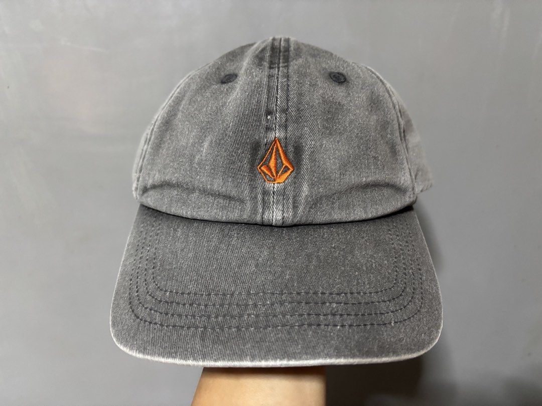 Volcom dads hat (Category: Caps & Hats) located in Cagayan de Oro. Submitted by kirkwax_4 (Listing ID 1466173157, Image 2). Description: Volcom dads hat acid wash Fits all Adjustble Strap back Verygood condition No issue 580.