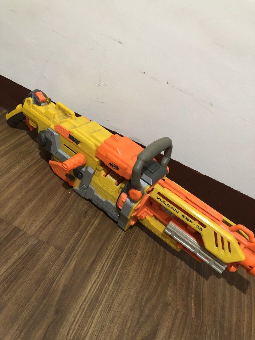 Vulcan Nerf Gun (Category: Action & Battle Toys) located in Manila. Submitted by picklerick_collects (Listing ID 1466271390, Image 2). Description: Missing parts.