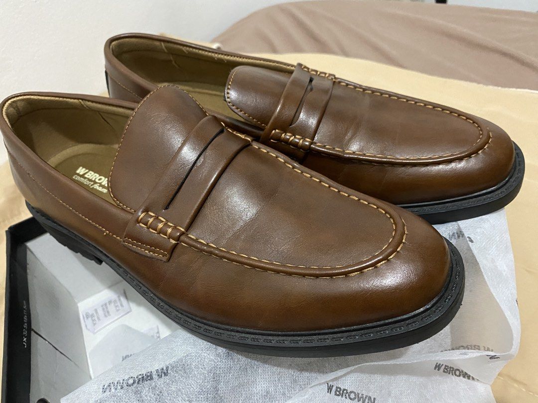 W Brown Penny Loafers (Category: Dress Shoes) located in Makati City. Submitted by jfhayeman13596 (Listing ID 1466283438, Image 2). Description: - Brand: W Brown - Style Name: Penny Loafers - Colorway: Brown - Size: Men's US 10 - Condition: Like new, used once only .