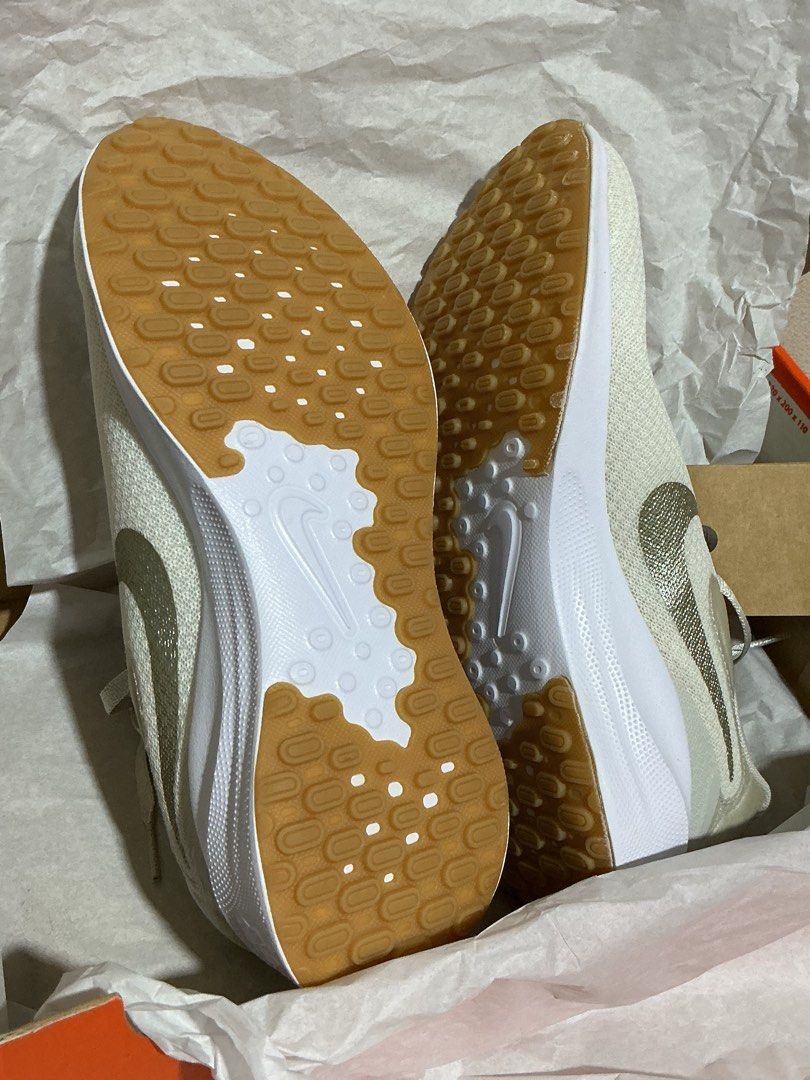 W Nike Revolution 7 (Category: Sneakers) located in Cavite. Submitted by audreyncv (Listing ID 1466324670, Image 3). Description: Brand new Original Comes with the box Size: 6 Size: 6.5 MOP: Gcash MOD: J&T Lalamove Location: Imus, Cavite.