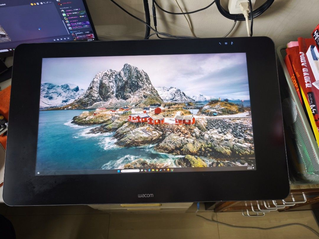 Wacom Cintiq 27 QHD Touch (DTH-2700) (Category: Office & Business Technology) located in Manila. Submitted by wiseforest_285440 (Listing ID 1466156211, Image 3). Description: WACOM DTH-2700 Cintiq 27QHD Touch Creative Display Negotiable.
