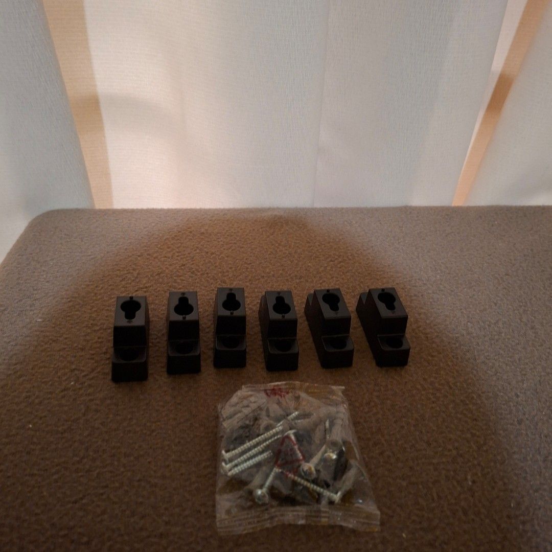 Wall mount kit for soundbar speakers (Category: Cleaning Tools & Supplies) located in Manila. Submitted by mr.fast (Listing ID 1466336140, Image 1). Description: .