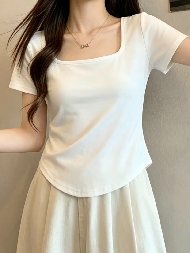 White Top (Category: Blouses) located in Singapore. Submitted by love_factory (Listing ID 1466166322, Image 1). Description: ✨ Washed not worn ✨ Real life pic request will be ignored 🙂 ✨ Free gift w purchase.