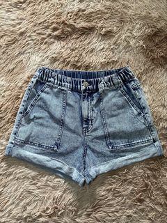(Category: ) located in . Submitted by stormibutterfly26 (Listing ID 1466198513, Image 1). Description: .