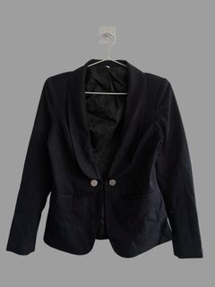 (Category: ) located in . Submitted by thrift.reset (Listing ID 1466218107, Image 1). Description: .