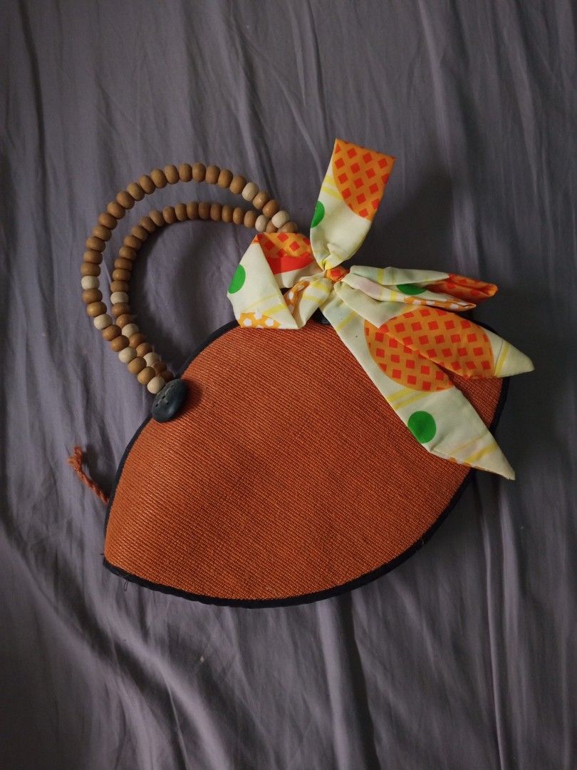 Women's shoulder bag (Category: Shoulder Bags) located in Palayan City. Submitted by animo_flore (Listing ID 1466309877, Image 2). Description: .