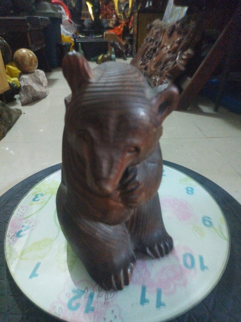 Wooden bear kibori kuma (Category: Vintage Collectibles) located in San Rafael. Submitted by jflshoppe1989 (Listing ID 1466167283, Image 1). Description: lenght 4.5 inches height 8 inches.