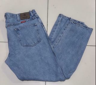 (Category: ) located in . Submitted by dhong_abay_thrift (Listing ID 1466226487, Image 1). Description: .