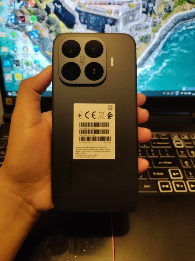 Xiaomi 17t (Category: Xiaomi) located in Cavite. Submitted by hiroyukii05 (Listing ID 1466297066, Image 1). Description: For sale xiaomi 17t Varaint color: black 12/256 Loc: dasma cavite Good for picture and hard games May bawas pa sa sure buyer or offer po kayo baka mag kasundo sa price Specs: Display: Amoled Refresh rate: 120hz Processor: Dimensity 8500 ultra Battery: 6500 mah No issue sobrang kinis pa po gagamitin nalng unli check po sa meet u
