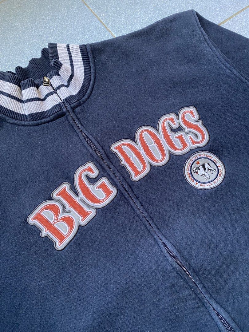 Y2K BIG DOGS (Category: Coats, Jackets and Outerwear) located in Cabuyao City. Submitted by badthrift_pat (Listing ID 1466216543, Image 2). Description: Y2K BIG DOGS 👕WIDTH:25.5 👕LENGTH:27.5 FLAWS:NONE 🏷️:999.