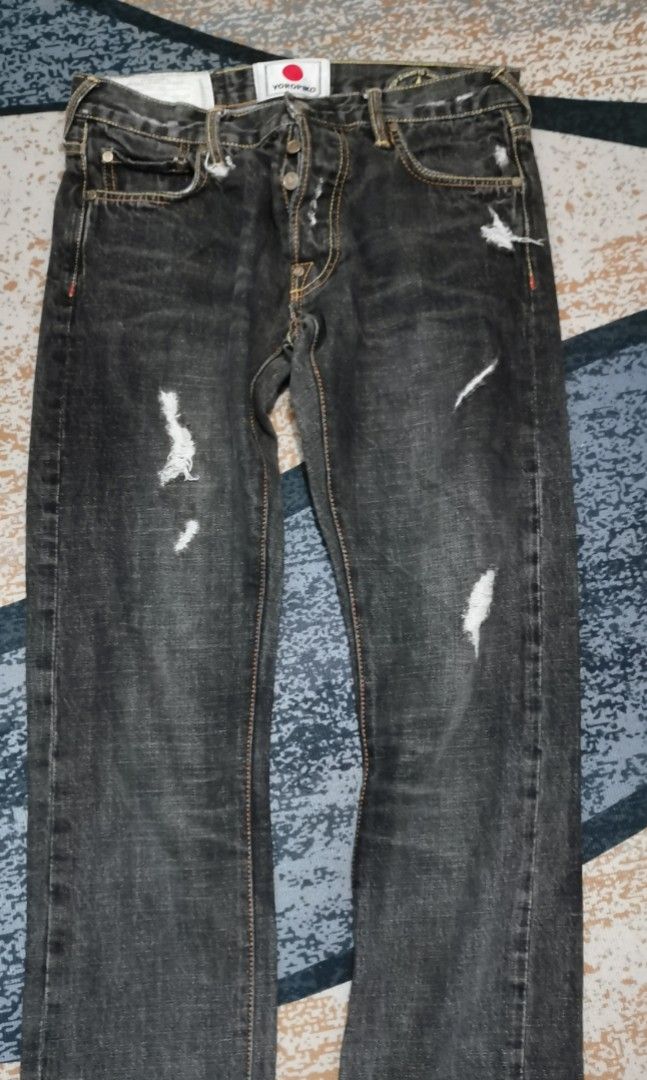 Yoropiko tattered jeans (Category: Jeans) located in San Jose. Submitted by thrift_ni_sir (Listing ID 1466280750, Image 3). Description: Grailed Japanese brand MOP gcash MOD j&t Add shipping fee.