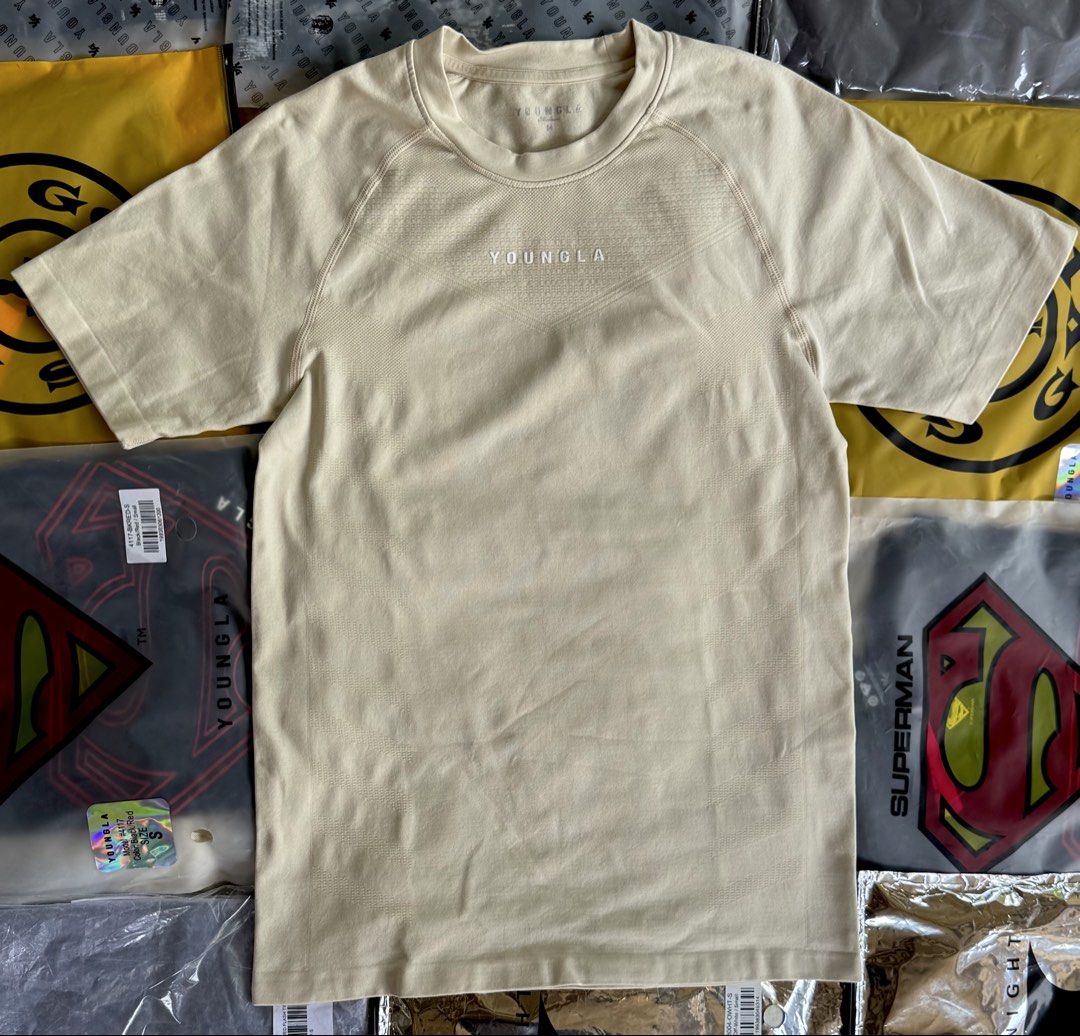 YOUNGLA Supervillain Compression Shirt (Category: Activewear) located in Bayombong. Submitted by rethreadsactivewear (Listing ID 1466250145, Image 3). Description: ON-HAND! READY TO SHIP! 🔥 YOUNGLA Supervillain Compression Shirt Beige Medium Excellent condi 1499 only! MATERIAL: 72% Polyamide 21% Polyester 7% Elastane. Stretchy compression. Fabric Treatments Antibacterial deodorization - natural fiber treated with an active ingredient that protec
