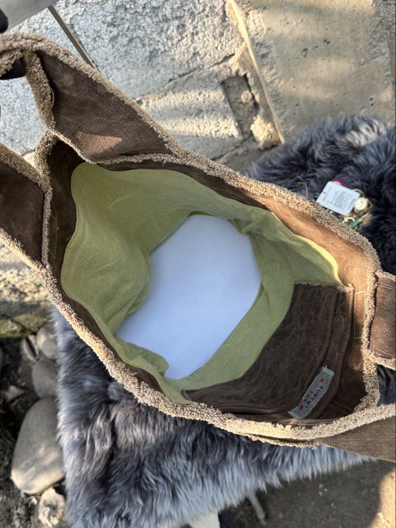 YUMEMI Acid canvass tote (Category: Tote Bags) located in Cagayan de Oro. Submitted by kjcartier26 (Listing ID 1466169800, Image 3). Description: Authentic, Flawless, Unique..
