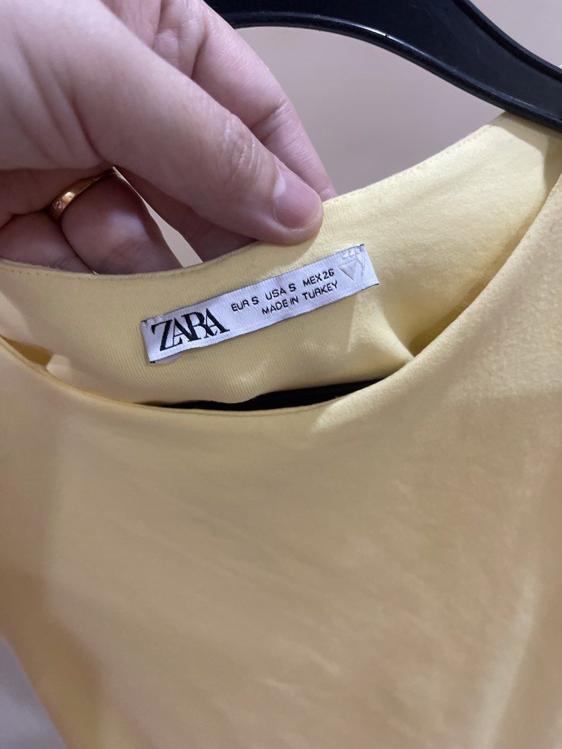 Zara Bodysuit (Category: Others Tops) located in Minglanilla. Submitted by mi_jin (Listing ID 1466179561, Image 2). Description: Zara “Yellow” sleeveless halter-neck bodysuit.
