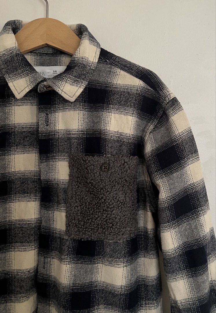 Zara boys flannel overshirt (Category: Babies & Kids Fashion) located in Manila. Submitted by ourburstingwardrobe_ (Listing ID 1466190013, Image 2). Description: Size 5-6 Like new condition.