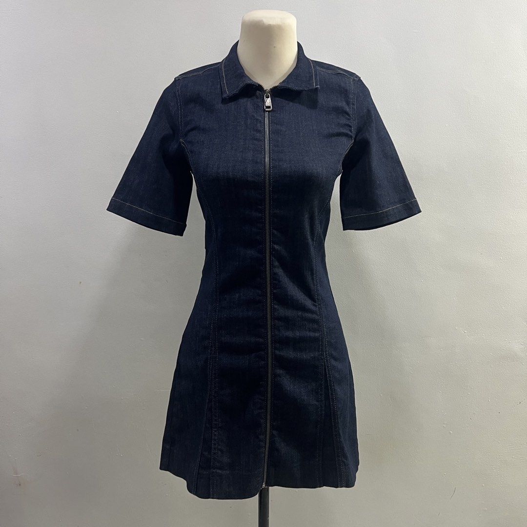 zara denim a line dress (Category: Dresses) located in Malabon City. Submitted by minidressmonster (Listing ID 1466232550, Image 1). Description: zara zip a line dress very flattering!! best fit xs-s brand new with tag.