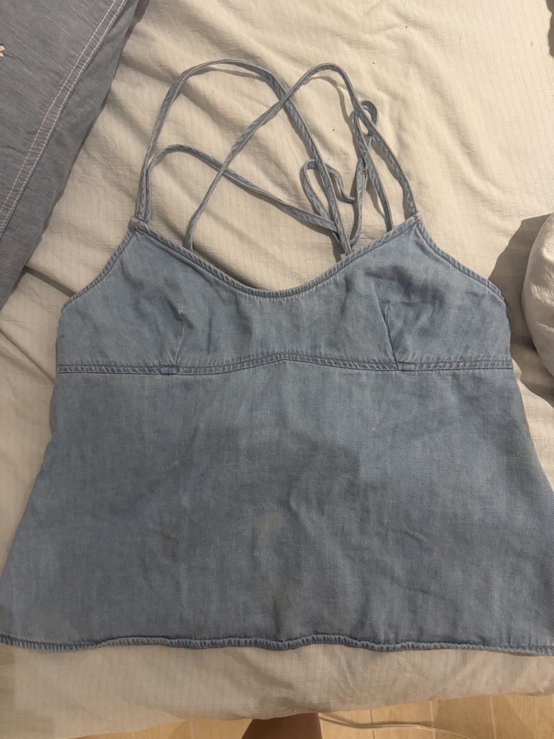 ZARA Denim top (Category: Sleeveless) located in Cebu City. Submitted by jennydin (Listing ID 1466288747, Image 2). Description: Light wash denim cami top Adjustable crisscross straps at the back, sweetheart neckline Never been used just removed tag :) RFS: not my style Size: M Org price: 1999.
