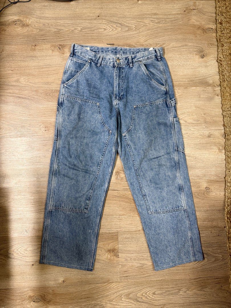 Zara double knee denim (Category: Jeans) located in Manila. Submitted by affarni (Listing ID 1466319624, Image 1). Description: Zara double knee Size 34 Used lightly Php 1,000.
