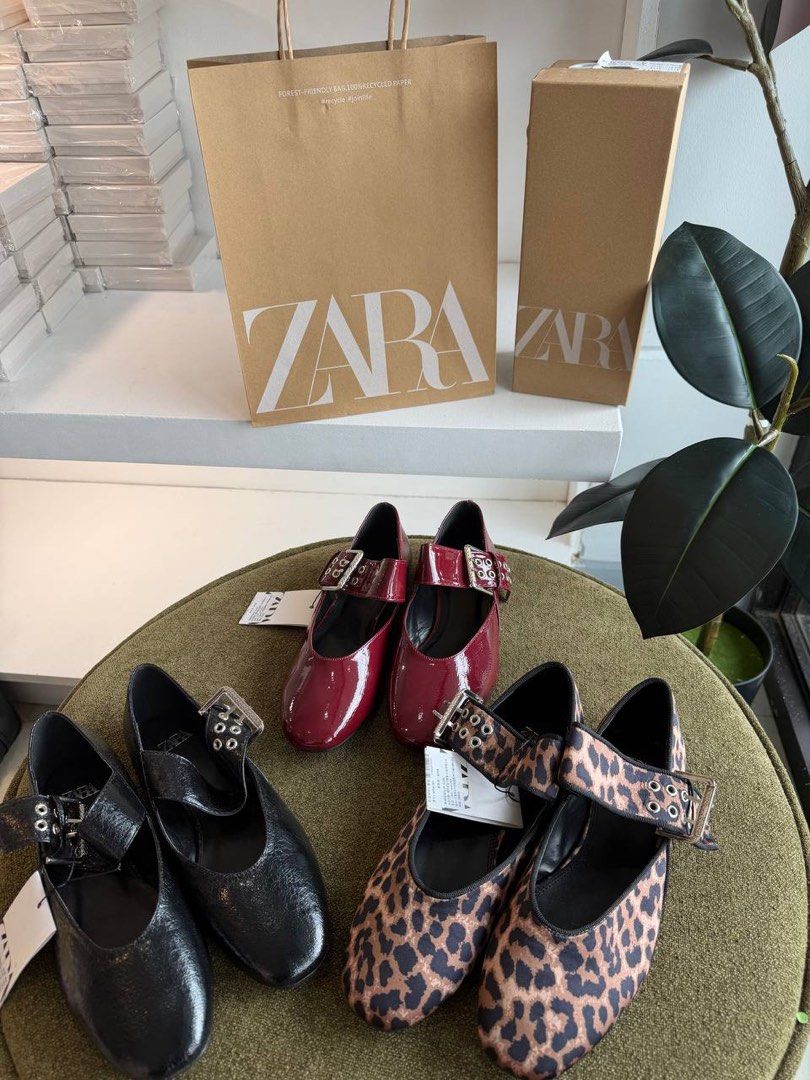 Zara Flat Shoes (Category: Sandals) located in Manila. Submitted by aiman_sole5 (Listing ID 1466271736, Image 1). Description: ₱1,050 - with box and paperbag Available size: 36. 37. 38. 39. 40 📍 Candelaria, Quezon - Lalamove available (same day delivery) - JNT shipping available (₱85 sf around metro manila).