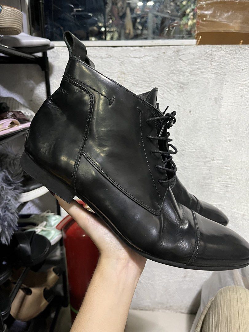 Zara Mens Boots 44 (Category: Boots) located in Cagayan de Oro. Submitted by leehanfinds (Listing ID 1466196682, Image 2). Description: .