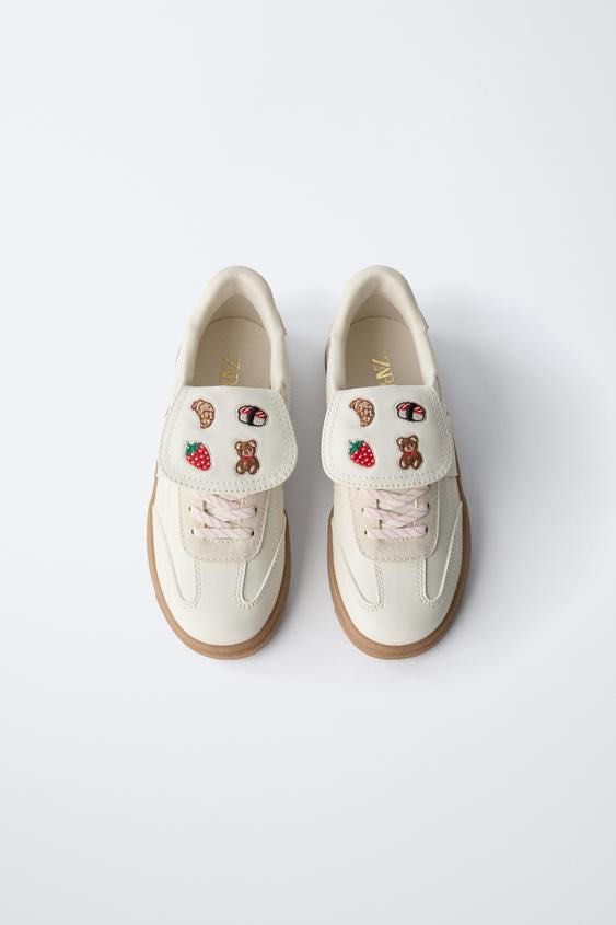 Zara Patchwork Kids sneakers (Category: Babies & Kids Fashion) located in Taguig. Submitted by madeasoncloset (Listing ID 1466188422, Image 2). Description: Worn 3 times ng daughter ko Size EUR 35 22.5 cm Pls Know your own kids size Came with Dustbag.
