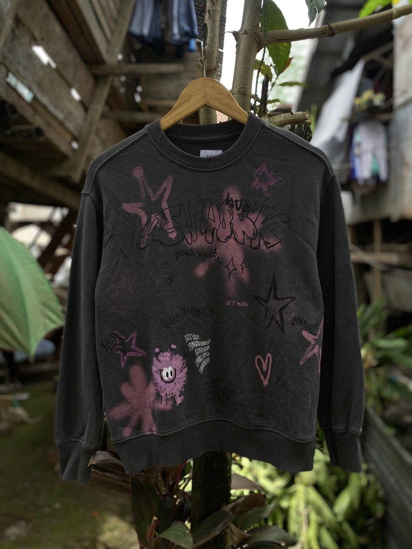 Zara Sweater crewneck (Category: Coats, Jackets and Outerwear) located in Cagwait. Submitted by roundsociety_ph (Listing ID 1466184575, Image 1). Description: .
