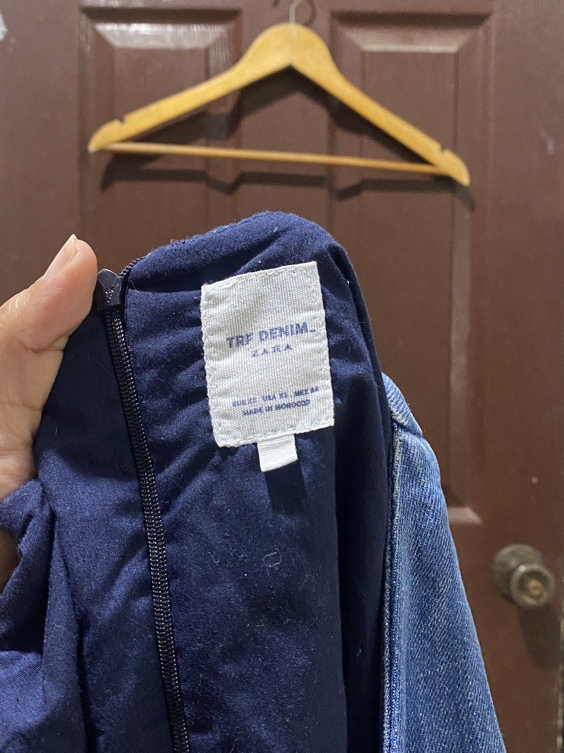 Zara TRF Denim Blue Sleeveless Romper (Category: Rompers) located in Calamba. Submitted by soleilcollections.ph (Listing ID 1466237345, Image 2). Description: Fits 26-28inch waist With minimal flaw // stain .