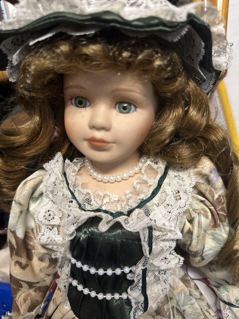 16” Doll display (Category: Kids Toys) located in Antipolo. Submitted by queens.collections (Listing ID 1466416220, Image 2). Description: Skukl520268c.