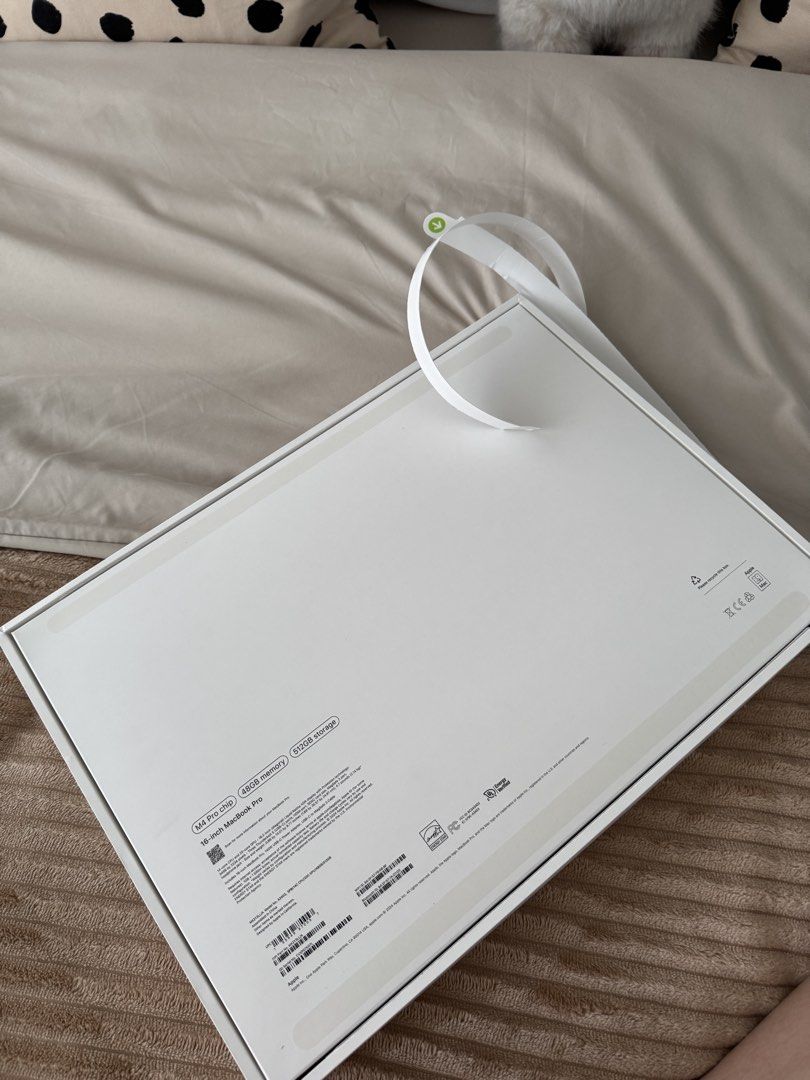 16-inch MacBook Pro (M4 Pro chip) (Category: Laptops & Notebooks) located in Paranaque City. Submitted by xyrarabos (Listing ID 1466530544, Image 3). Description: MacBook Pro 16-inch with the M4 Pro chip 48GB Memory 512GB Storage No dents or scratches on the outside and no scratches on the screen. Not used much. 98% BH Complete with the box and chargers..