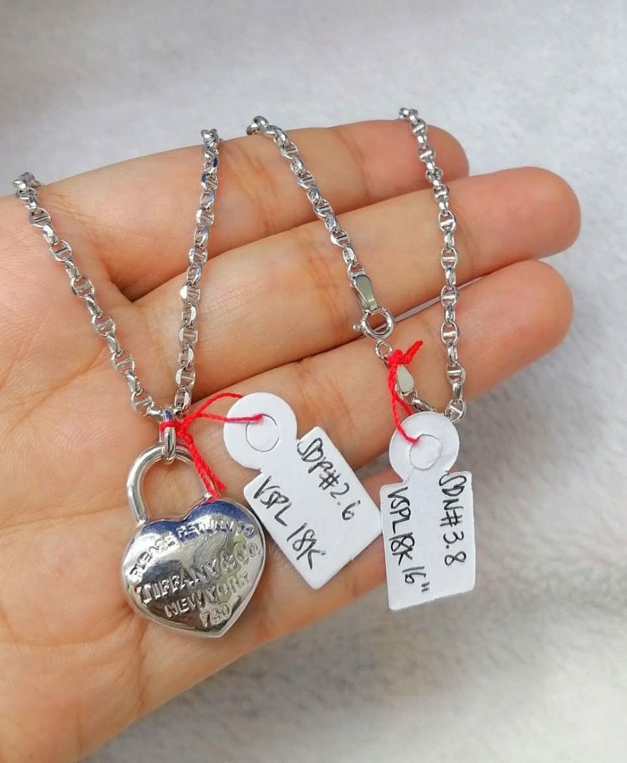 18k white gold (Category: Necklaces) located in Antipolo. Submitted by goldjewelry_88 (Listing ID 1466444274, Image 3). Description: 7800/g 18k saudi gold.
