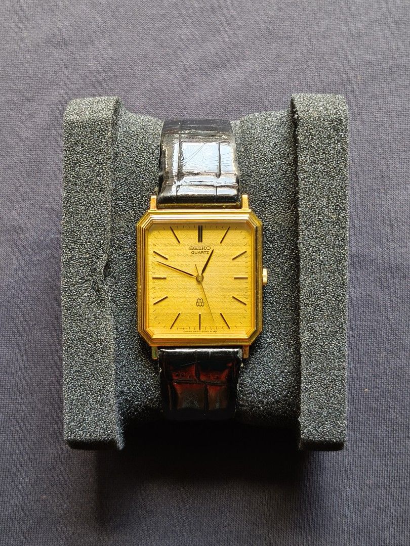 1984 Vintage Seiko Twin Quartz (Category: Men's Watches) located in Cebu City. Submitted by hermo.vault (Listing ID 1466379607, Image 1). Description: -Ref: 9641-5060 -Movement: Twin Quartz -Case size: 27x36mm -Seiko Gold Plated Stainless Steel -Original Seiko strap -Excellent condition with minimal signs of usage.