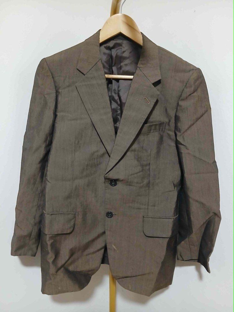 180 Each Mixed Blazers (Category: Coats, Jackets and Outerwear) located in Mexico. Submitted by studioleraph (Listing ID 1466495506, Image 1). Description: ‼️180 EACH ONLY 🩷 🛍️ Perfect for your personal wardrobe or reseller business 🫶 PM for the measurements of the item you like. 👗 The actual item being sold is the original garment shown in the product photos. Small differences in fit, drape, color, texture, or details may occur. 💌 Condition