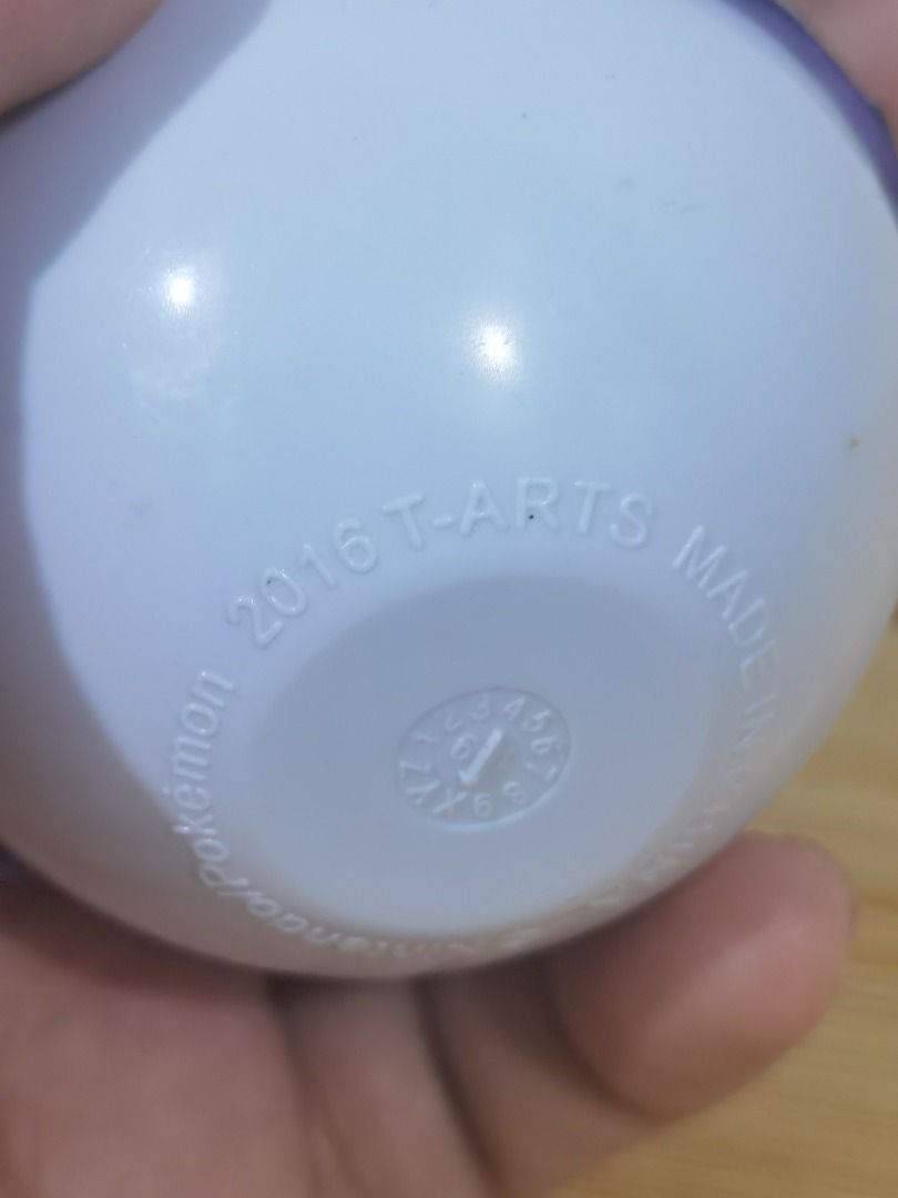 2016 T-Arts * Master Ball Gacha Ball (Category: Character Goods) located in Taguig. Submitted by kalabasza (Listing ID 1466339695, Image 3). Description: 📌 This is a preloved item. Please manage your expectation. 📌 Actual item posted. 📌 Item is in good condition. 📌 Product Color may slightly vary due to Photographic Lighting. 📌 Location: Taguig 📌 MOP: GCash. Payment first before ship. 📌 MOD: J&T, LBC, GoGo or Lalamove. 📌 DF/SF at buyer's 