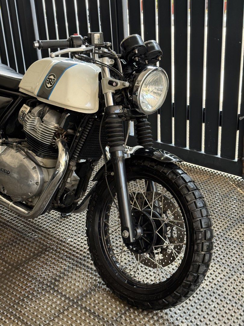 2021 Royal Enfiled Continental GT650 (Category: Motorbikes for Sale) located in Manila. Submitted by jeri_decluttering (Listing ID 1466501713, Image 2). Description: FOR SALE ROYAL ENFIELD CONTINENTAL GT650 2021 ✅COMPLETE ORIGINAL OR/CR ✅UNDER MY NAME ✅20k ODO ONLY UPGRADES WORTH ~45k ◾️CUSTOM SHORT TWIN EXHAUST ◾️PIRELLI SCORPION RALLY STR (90%) ◾️AFTERMARKET FRONT SIGNAL LIGHTS ◾️AFTERMARKET BRAKE LIGHT ◾️AFTERMARKET REAR SIGNAL LIGHTS ◾️ORIGIN