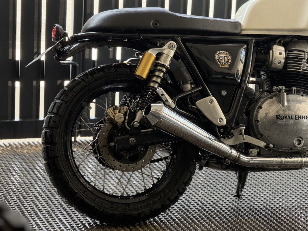 2021 Royal Enfiled Continental GT650 (Category: Motorbikes for Sale) located in Manila. Submitted by jeri_decluttering (Listing ID 1466501713, Image 3). Description: FOR SALE ROYAL ENFIELD CONTINENTAL GT650 2021 ✅COMPLETE ORIGINAL OR/CR ✅UNDER MY NAME ✅20k ODO ONLY UPGRADES WORTH ~45k ◾️CUSTOM SHORT TWIN EXHAUST ◾️PIRELLI SCORPION RALLY STR (90%) ◾️AFTERMARKET FRONT SIGNAL LIGHTS ◾️AFTERMARKET BRAKE LIGHT ◾️AFTERMARKET REAR SIGNAL LIGHTS ◾️ORIGIN