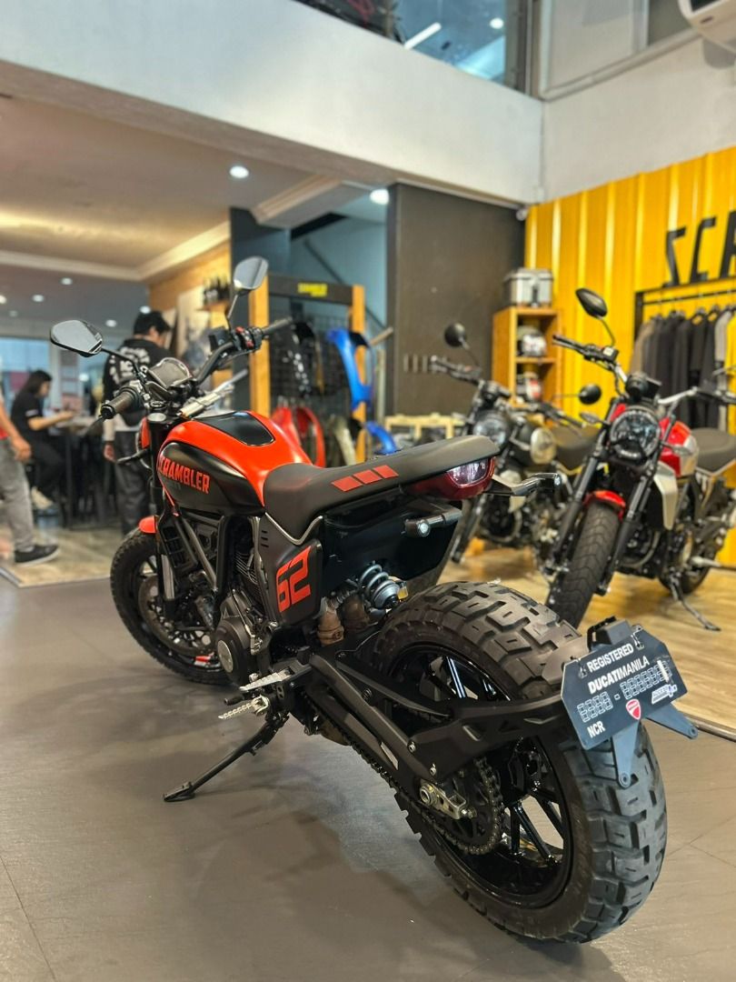2024 Ducati Scrambler Full Throttle 800 (Category: Motorbikes for Sale) located in Manila. Submitted by vitbrevis77 (Listing ID 1466453468, Image 3). Description: Red with black Ducati Scrambler FT, only 10k mileage, like new. This is a Ducati Pre-Owned unit. We will include 90 days unit warranty, free first PMS at the Ducati service center. Experience the peace of mind and ownership experience of a pre-owned Ducati motorcyle at much lower cost..