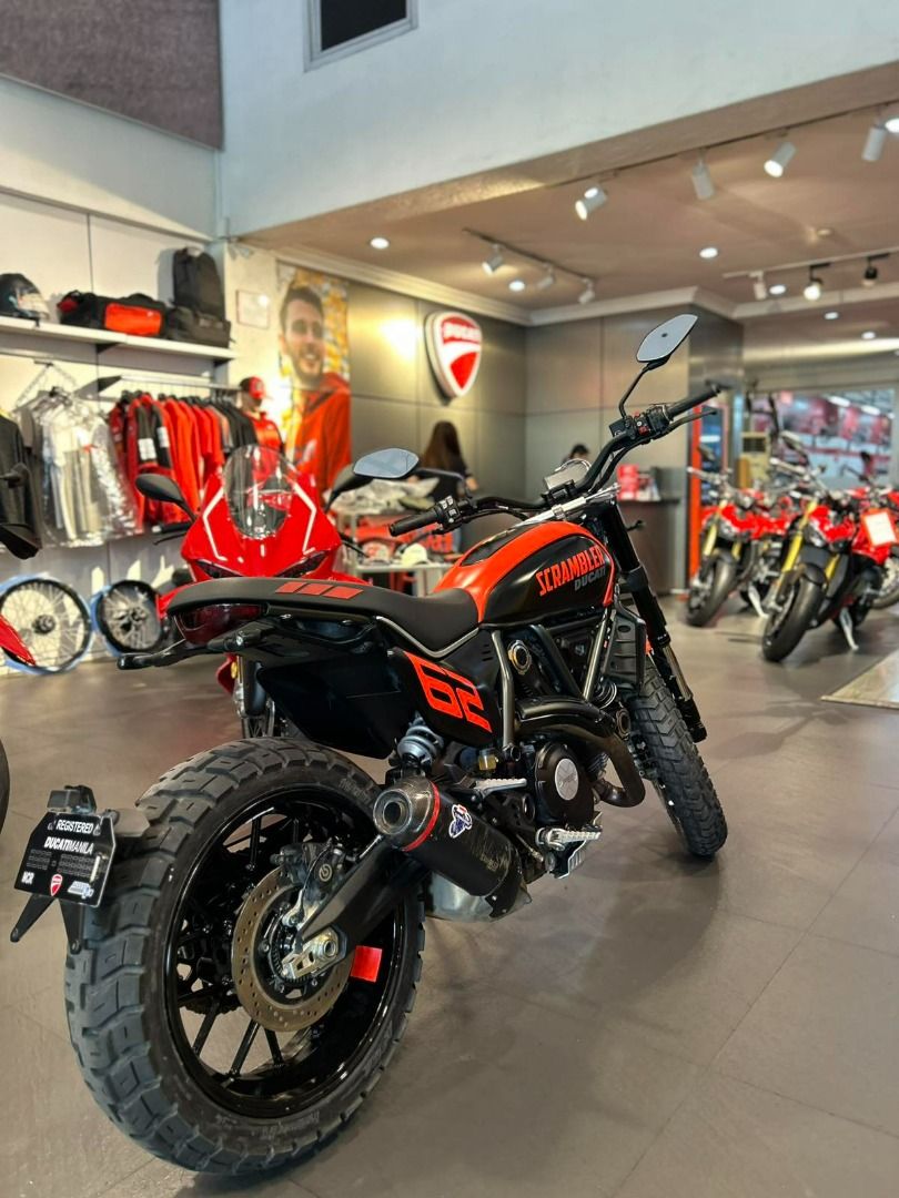 2024 Ducati Scrambler Full Throttle 800 (Category: Motorbikes for Sale) located in Manila. Submitted by vitbrevis77 (Listing ID 1466453468, Image 2). Description: Red with black Ducati Scrambler FT, only 10k mileage, like new. This is a Ducati Pre-Owned unit. We will include 90 days unit warranty, free first PMS at the Ducati service center. Experience the peace of mind and ownership experience of a pre-owned Ducati motorcyle at much lower cost..