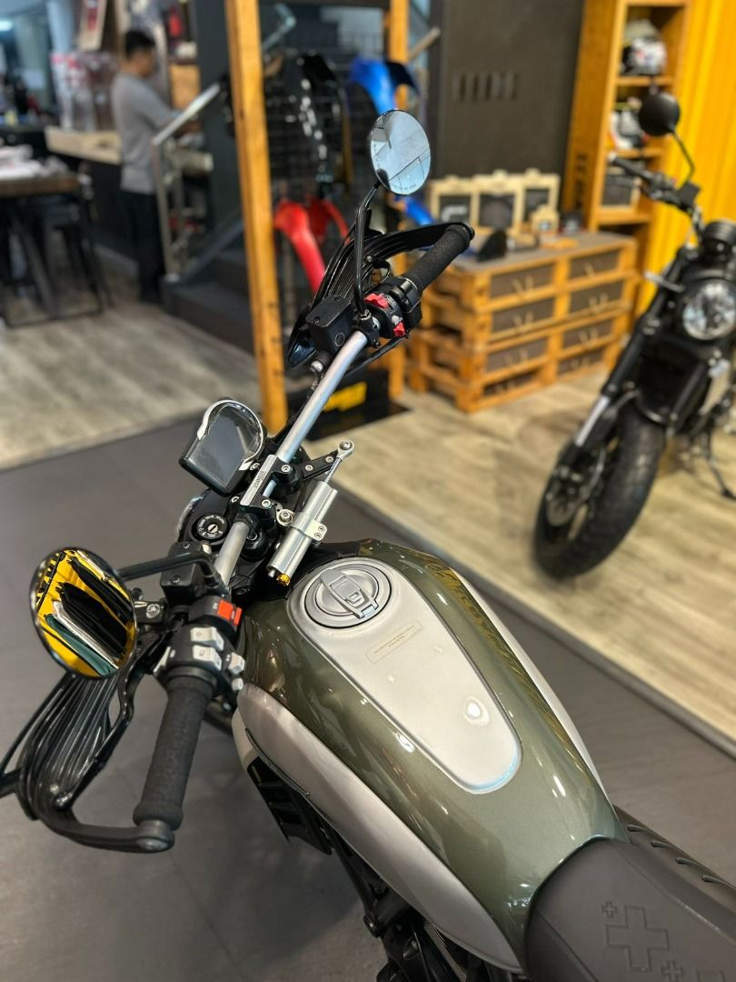 2024 Ducati Scrambler Icon 800 (Category: Motorbikes for Sale) located in Manila. Submitted by vitbrevis77 (Listing ID 1466457543, Image 3). Description: 2024 Ducati Scrambler Icon like new, only 8k mileage. This is a Ducati Pre-Owned motorcycle. For your peace of mind and confidence we offer 90-Days unit warrranty and free first PMS upon before delivery. Enjoy the ownership experience of a Ducati without the brand new price with this Ducati Pre-