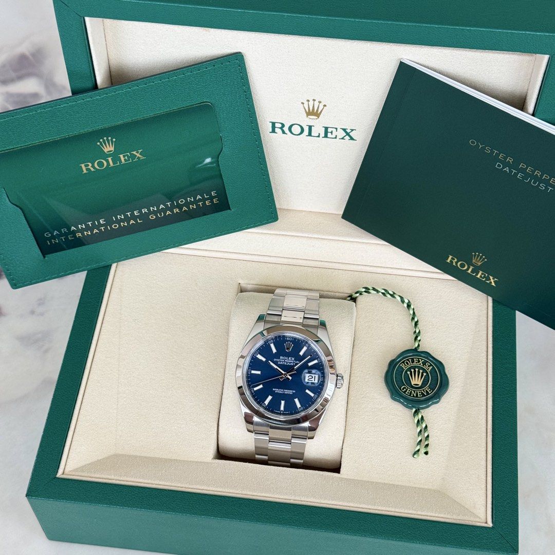 2025 Rolex Datejust 41 Bright Blue Dial Ref. 126300 (Category: Luxury Watches) located in San Juan City. Submitted by vpsantos (Listing ID 1466455869, Image 2). Description: 2025 Rolex Datejust 41 Bright Blue Dial Ref. 126300 -9.9/10 Like New Condition -Foreign AD (2025) with International Warranty until 2025 -41mm case size -Cal 3235 Automatic Movement (70hrs Power Reserve) -Complete Set Price: P598,000.00 Only ✅ Cash / Credit Card ✅ Trades Acce