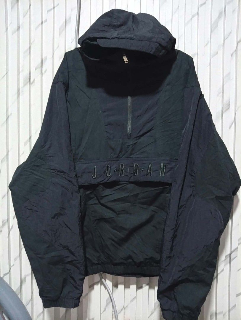20SS Air Jordan DNA Jacket ( Authentic ) (Category: Coats, Jackets and Outerwear) located in Barotac Nuevo. Submitted by john.pritz (Listing ID 1466434580, Image 1). Description: 20SS Air Jordan DNA Jacket ( Authentic ) Like new condi no issue Size Large on tag Width 24 Length 28.