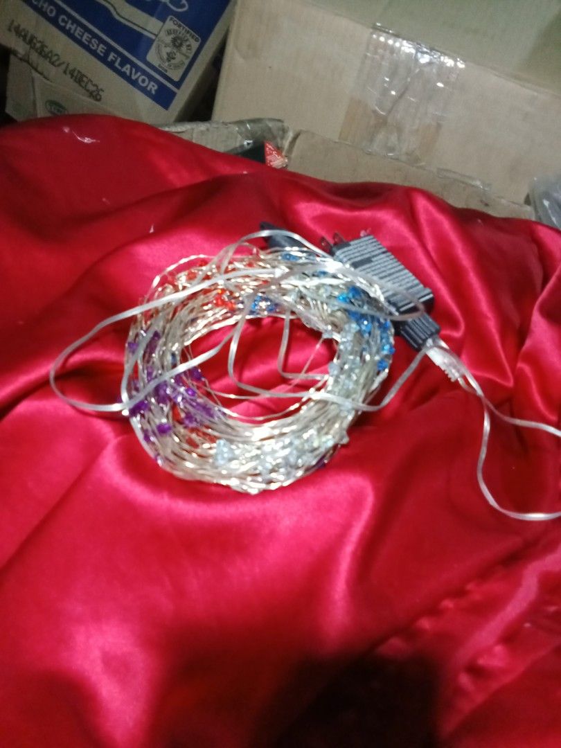 280 LED 5 Color Diamond Lights (Category: Lighting) located in Rizal. Submitted by ellengreen18 (Listing ID 1466479276, Image 2). Description: 10 Pieces available Orig. Price: P2,595/pc. Sells only for P500 Mall Pullout MOP: Gcash only Sf for buyer's account Deliver thru: Lalamove,Grab or JNT.