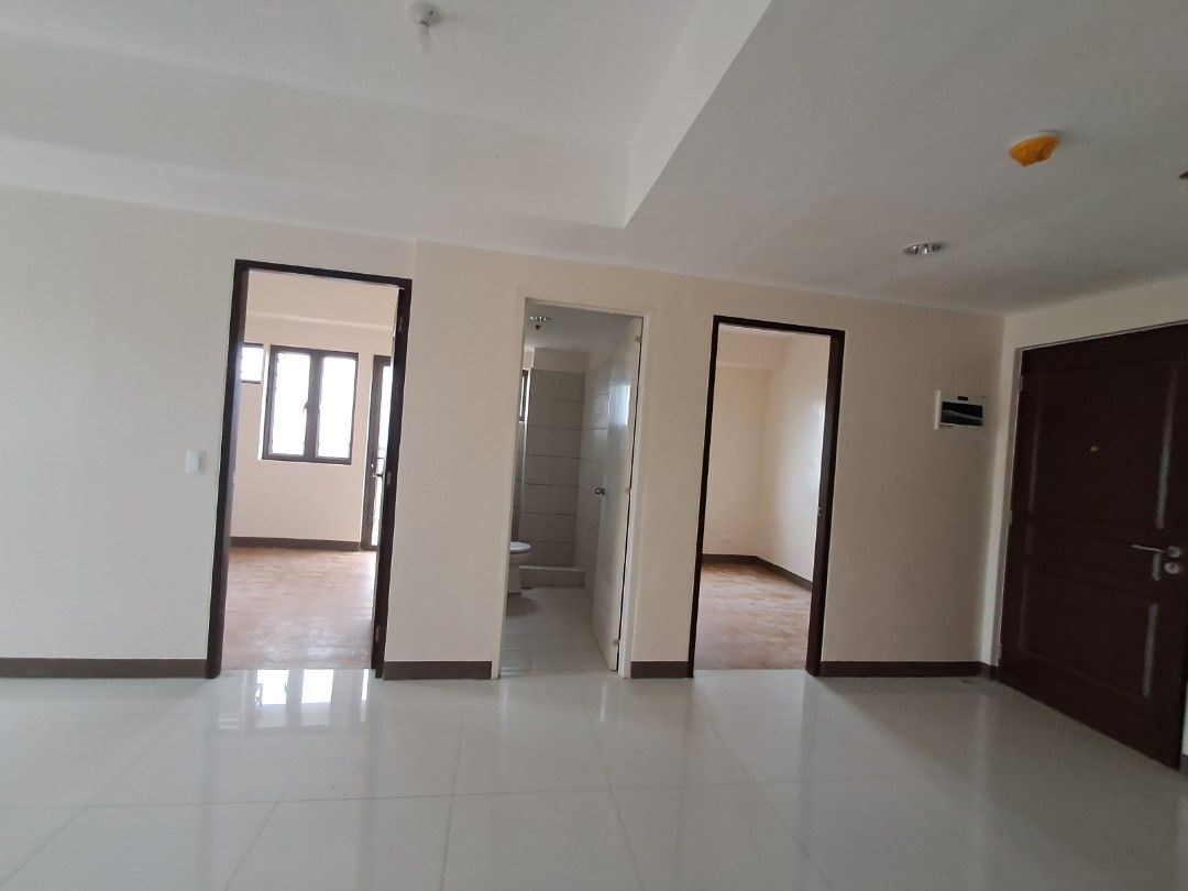 2 Bedroom w/Balcony (Category: Apartments & Condos) located in Manila. Submitted by adriankyle03078 (Listing ID 1466410772, Image 2). Description: ​Spacious (59.10 sqm) 2BR Unit with Balcony @ Moldex Residences Baguio Experience ultimate mountain living with generous family-sized space! Features a spacious 2-bedroom layout, living and dining area, and a private balcony to soak in Baguio's cool air and pine tree views along Marcos Highway. Perfect