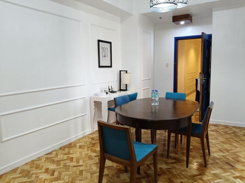 2BR CONDOTEL UNIT FOR SALE 🏙️ (Category: Apartments & Condos) located in Makati City. Submitted by mgntconsultants (Listing ID 1466430427, Image 2). Description: INVESTMENT PROPERTY FOR SALE 🏙️ Discover this spacious 2BR unit at Parque España Residence Hotel. ✨ 88.10 sqm ✨ 2 Bedrooms ✨ 2 Toilets & Baths ✨ Inclusive of 2 Parking Slots ✨ Former condotel property ✨ Ideal for investment consideration Selling Price: ₱13,215,000 NEGOTIABLE! Intereste