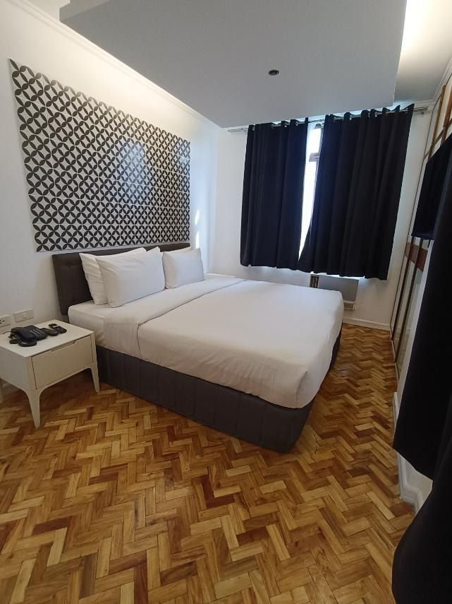 2BR CONDOTEL UNIT FOR SALE 🏙️ (Category: Apartments & Condos) located in Makati City. Submitted by mgntconsultants (Listing ID 1466430427, Image 3). Description: INVESTMENT PROPERTY FOR SALE 🏙️ Discover this spacious 2BR unit at Parque España Residence Hotel. ✨ 88.10 sqm ✨ 2 Bedrooms ✨ 2 Toilets & Baths ✨ Inclusive of 2 Parking Slots ✨ Former condotel property ✨ Ideal for investment consideration Selling Price: ₱13,215,000 NEGOTIABLE! Intereste